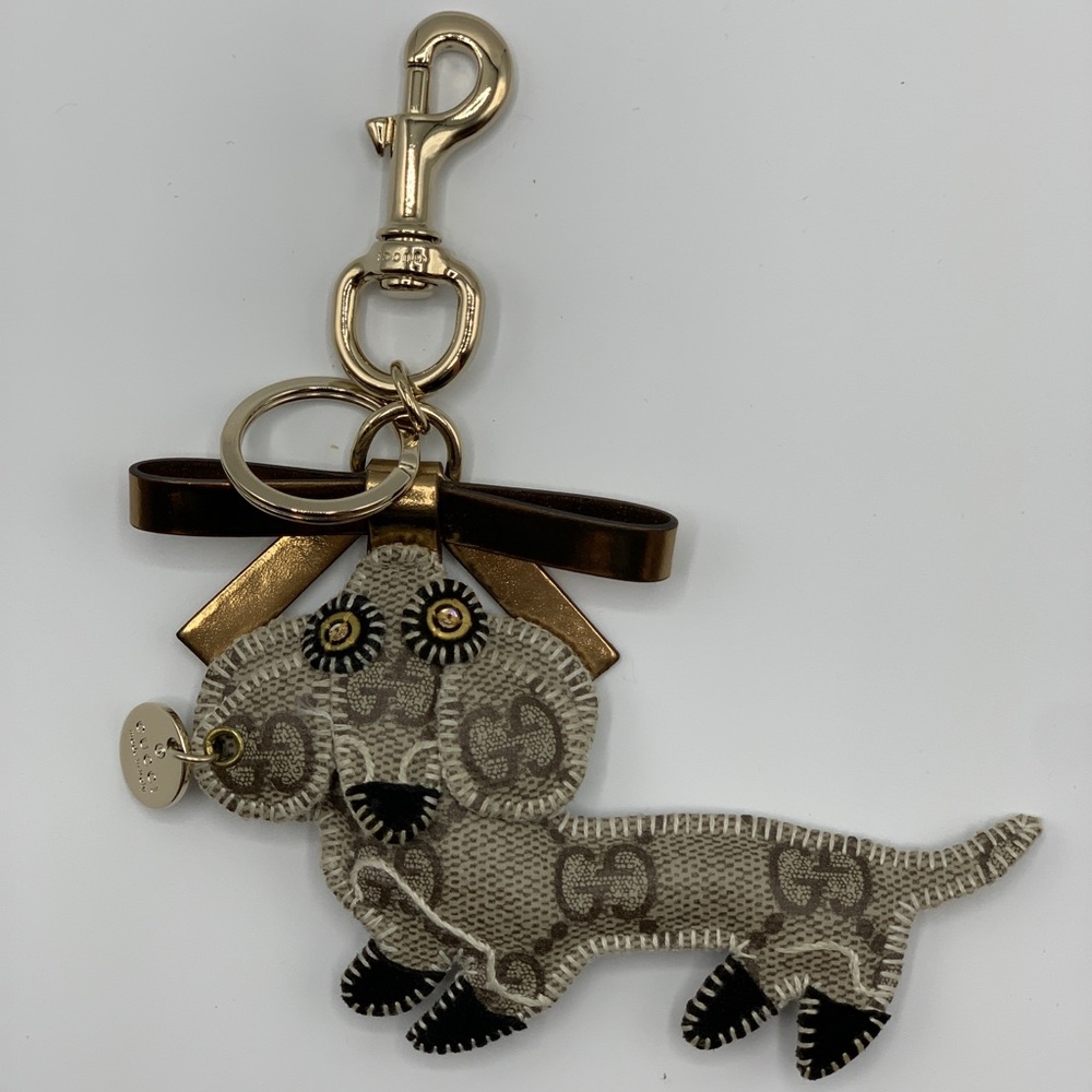 Gucci Guccioli Artu Wiener Dog Key Charm